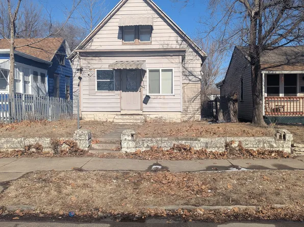 1924 S Stanley St, Peoria, IL 61605