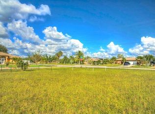 628 SE 30th Ln, Cape Coral, FL 33904