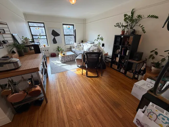 210 Park Place image 1 of 11