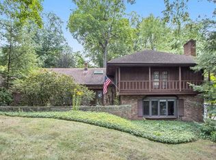 5433 Glen Harbor Dr, Kalamazoo, MI 49009