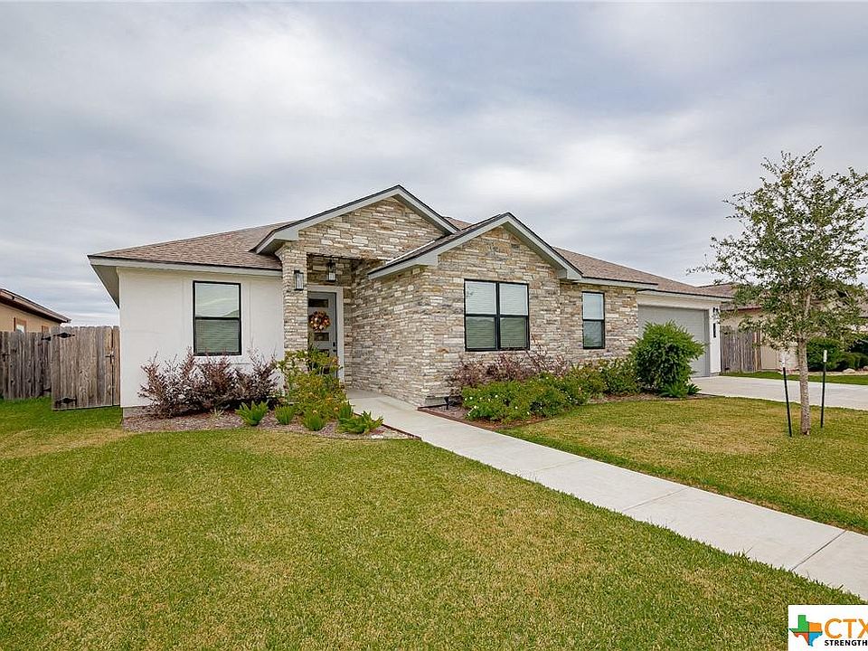 1st image of 106 Montalcino Ct