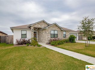 106 Montalcino Ct, Victoria, TX 77904