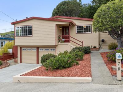 719 Moana Way, Pacifica, CA, 94044
