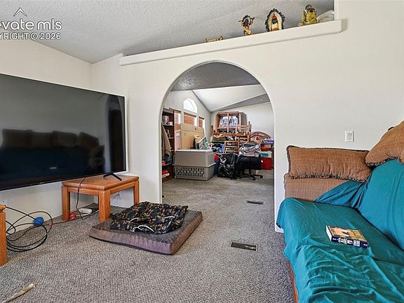 4th image of 13860 Hobby Horse Ln