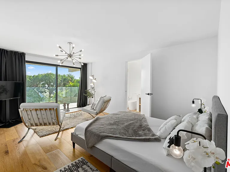 23812 Malibu Crest Dr — Photo 19