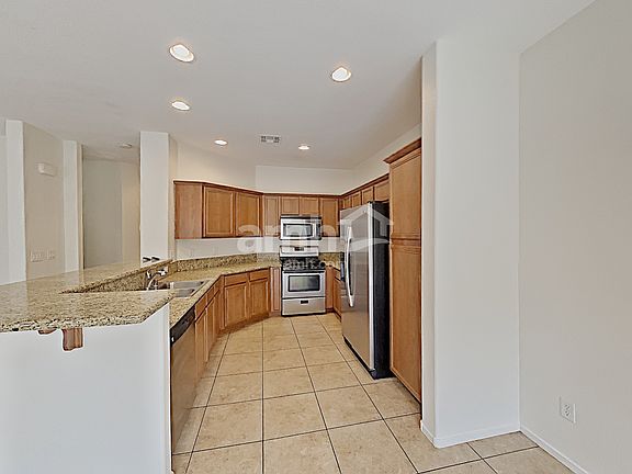 3rd image of 1025 Maple Pines Ave