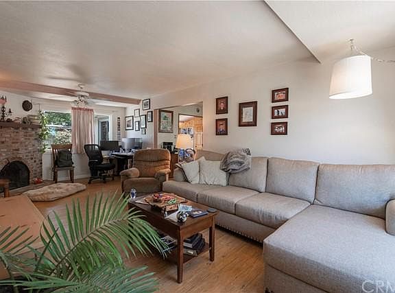 2nd image of 214 San Carlos Dr