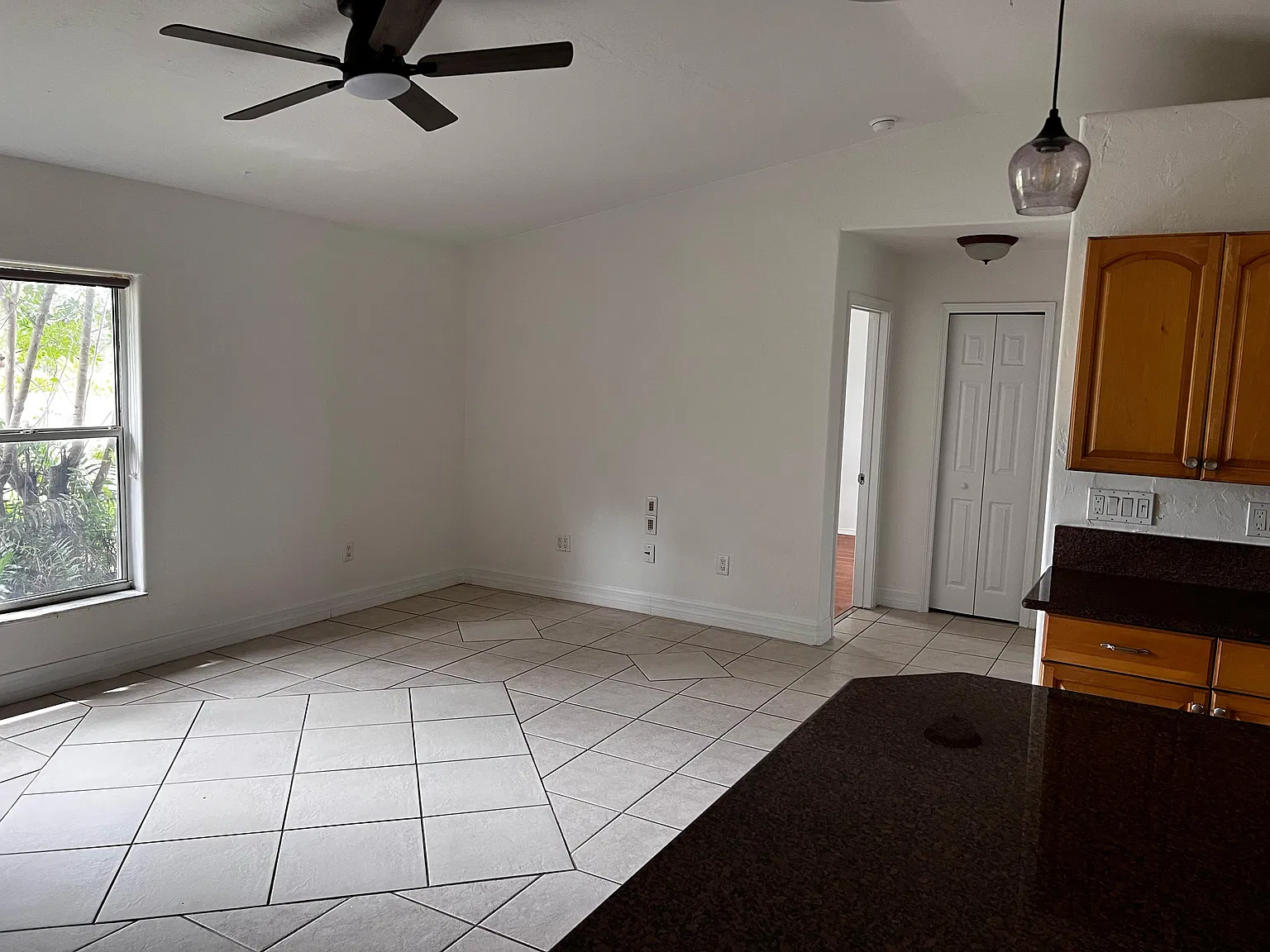 814 Lincoln Ave — Photo 3