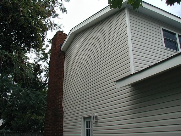 2nd image of 1641 Saint Marie Ct