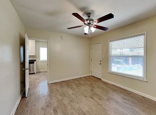 9 Regina Ct, Florissant, MO 63031