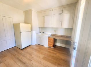 413 S 6th St UNIT B, Watertown, WI 53094