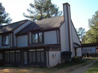 52 Willowick Ct, Lithonia, GA 30038