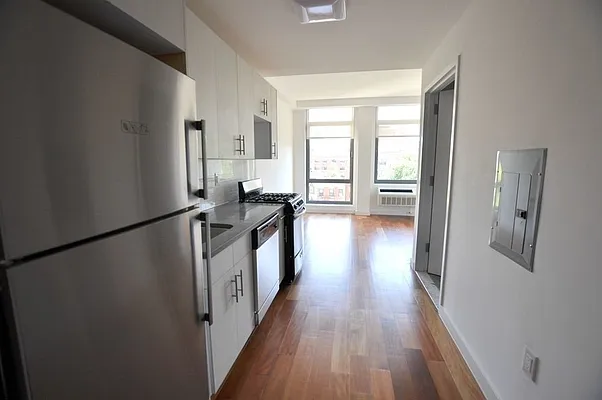 Rented by REAL New York | media 9