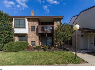 1303 Raintree Ln, Malvern, PA 19355