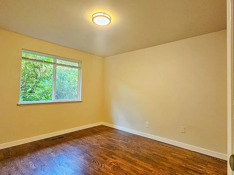 13865 SE 40th St — Photo 14