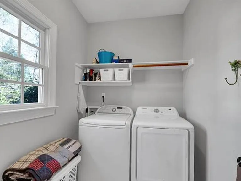 10625 Highstream Dr — Photo 16