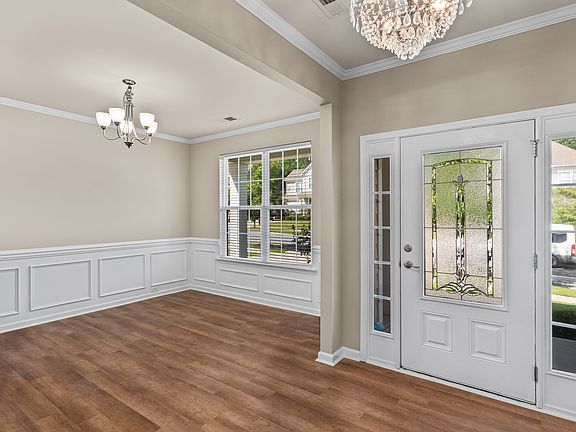 4th image of 128 Yellowbell Rd