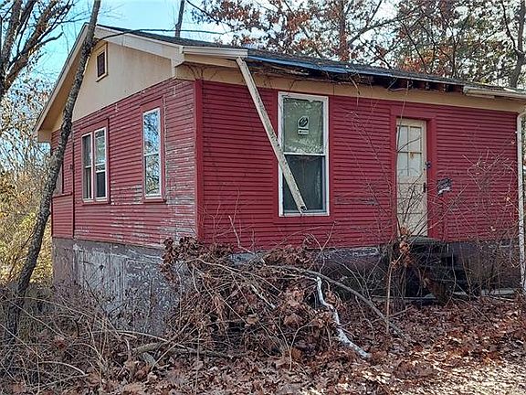 3rd image of 8709 Susan Ln