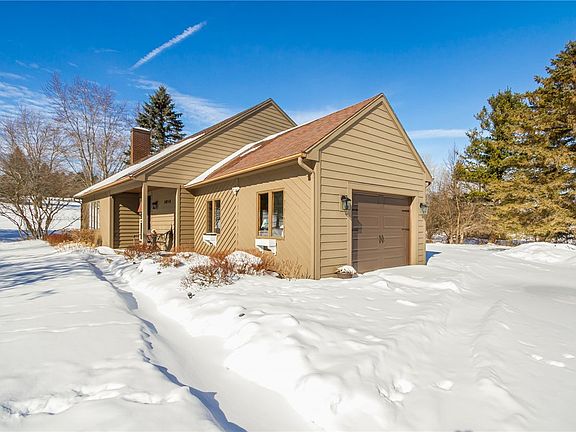 3rd image of 5058 Butler Rd