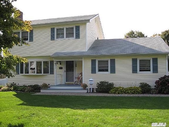 3rd image of 266 3rd Ave