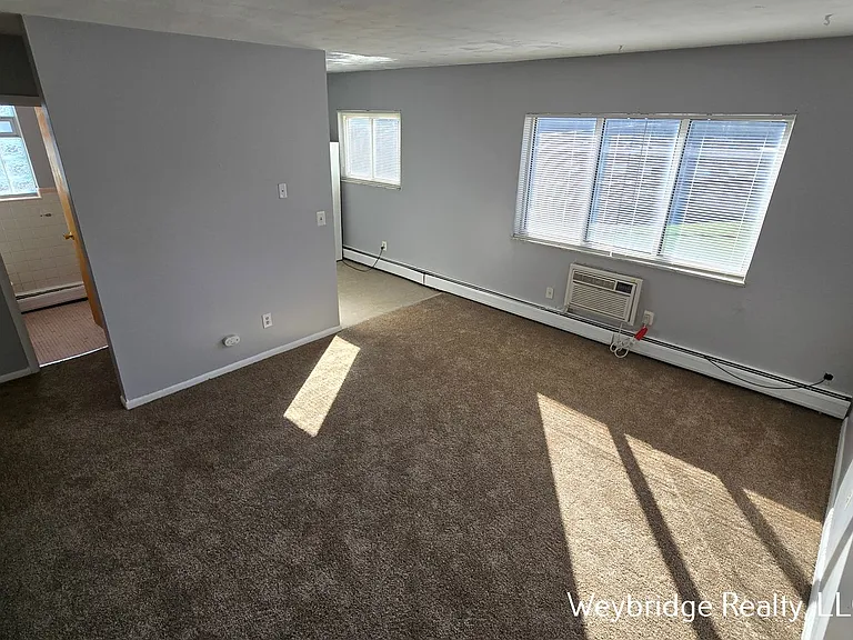 2504 White St #7 — Photo 3