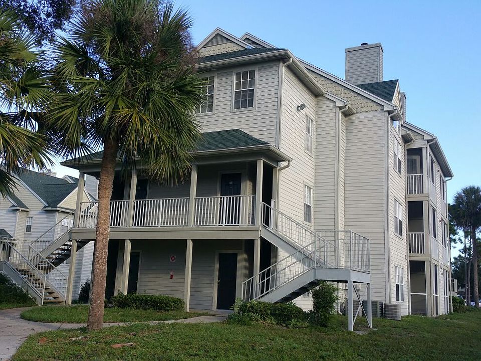1st image of 6136 Westgate Dr APT 301