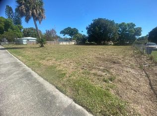 520 N 20th St, Fort Pierce, FL 34950