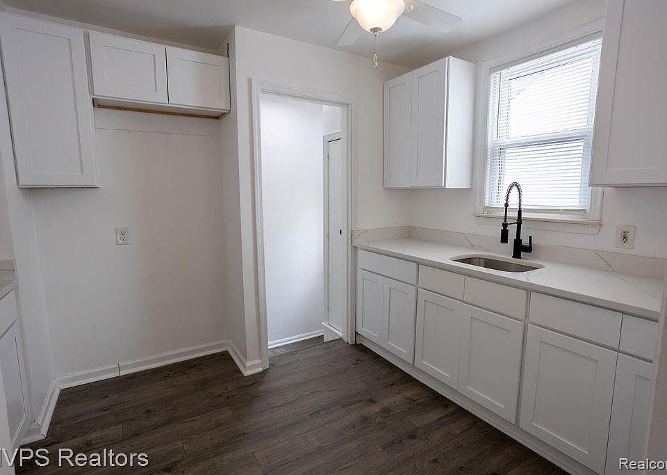 19309 Woodside St, photo 5