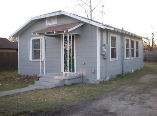 1508 N Bauer St, Seguin, TX 78155