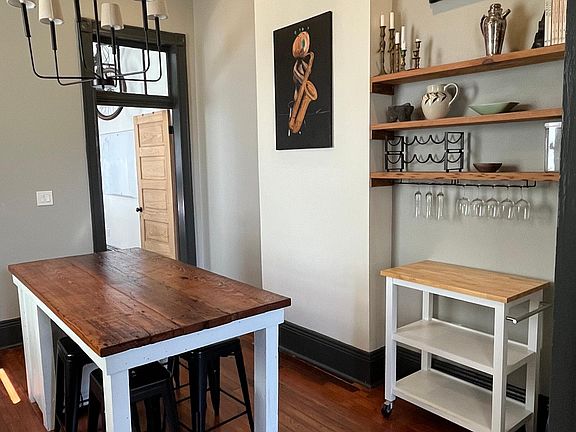 4th image of 2752 Orleans Ave #2752