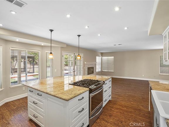 3rd image of 31752 Poole Ct
