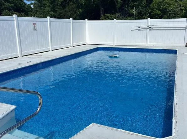 155 Windflower Dr, Blairs, VA 24527