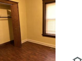 305 Herkimer St, Joliet, IL 60432