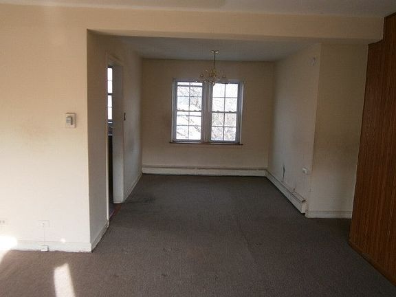 4th image of 2203 W Morse Ave #3
