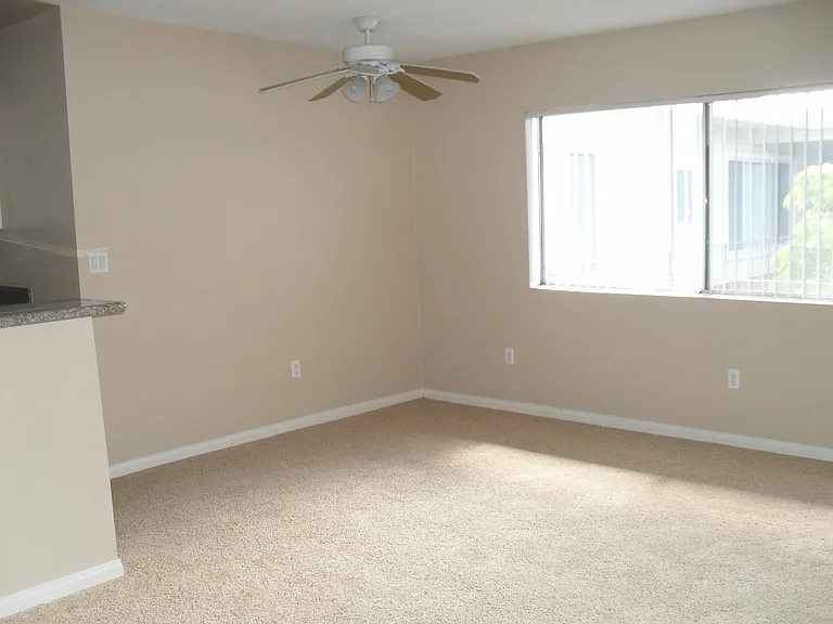 Parkridge Apartments — Photo 22