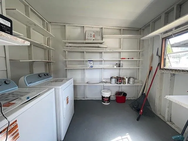 909 Orchid St — Photo 20