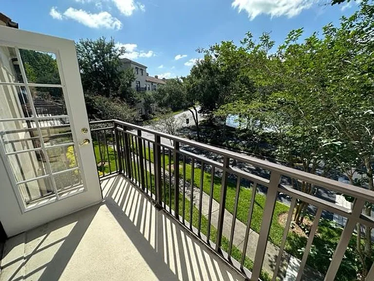 917 Waterside Ln #203 — Photo 6