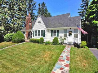 44 Wilder Ave, Hoosick Falls, NY 12090