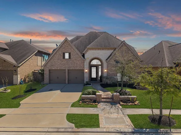 18911 New Birmingham Dr, Cypress, TX 77433