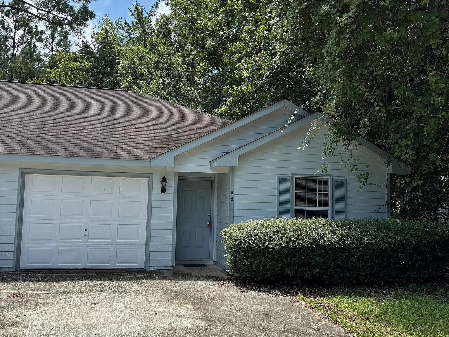 3 bed, 2.0 bath, 1120 sqft, $1,600 — Photo 3