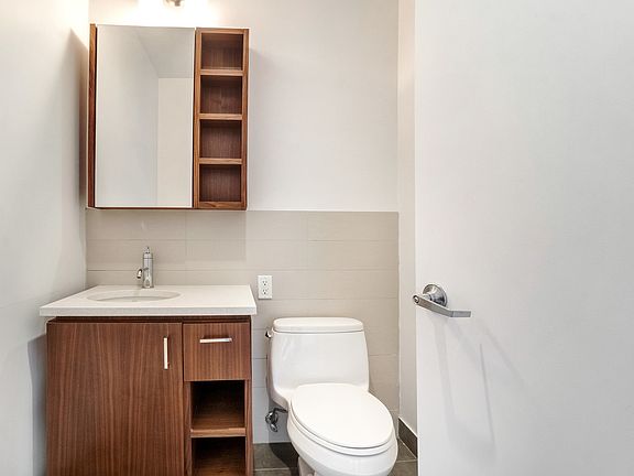 5th image of 12-26 30th Ave #5B