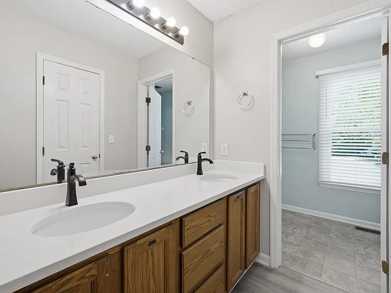4109 Iron Horse Rd — Photo 20