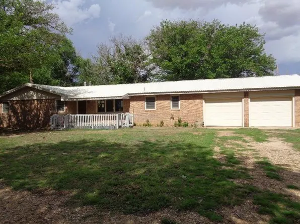 834 N Us Highway 385, Levelland, TX 79336