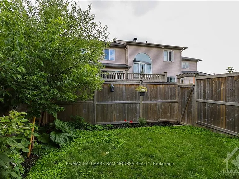 605 Gazebo St — Photo 24