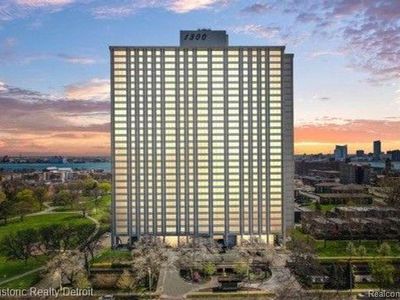1300 E Lafayette St #2509-10, Detroit, MI, 48207