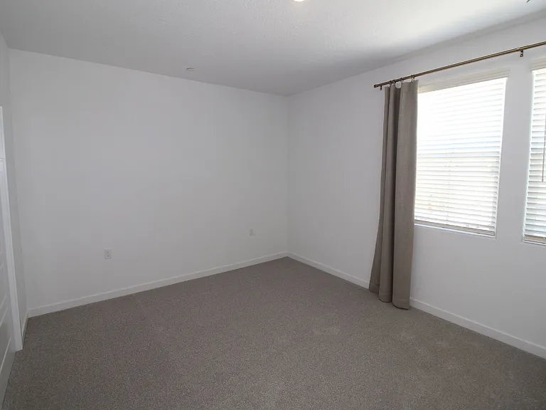 6137 W Ramona Way — Photo 14