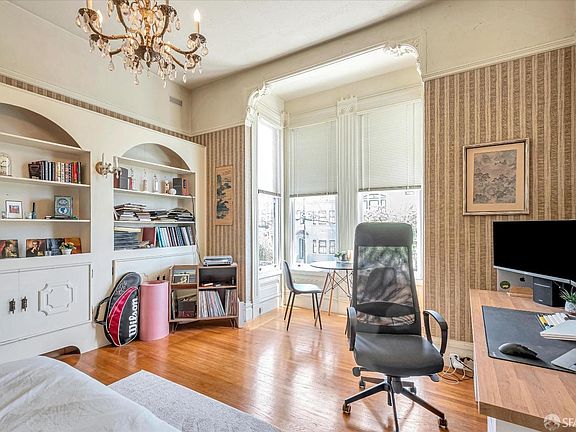 3rd image of 452-454 Fair Oaks St