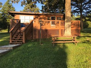 915 Lakeshore Dr, Cuba, MO 65453