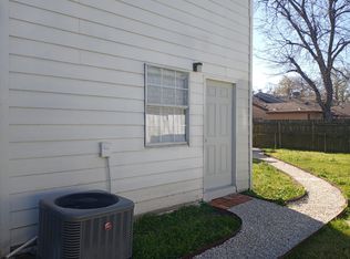 6414 Crestridge St, Houston, TX 77033