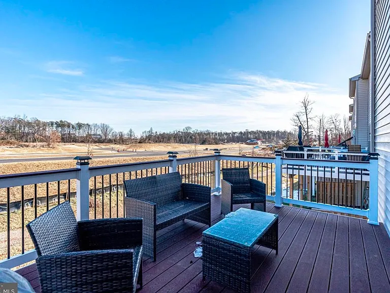 42440 Dogwood Glen Sq — Photo 43